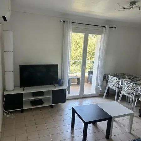 A La Cime Des Pins Appartement